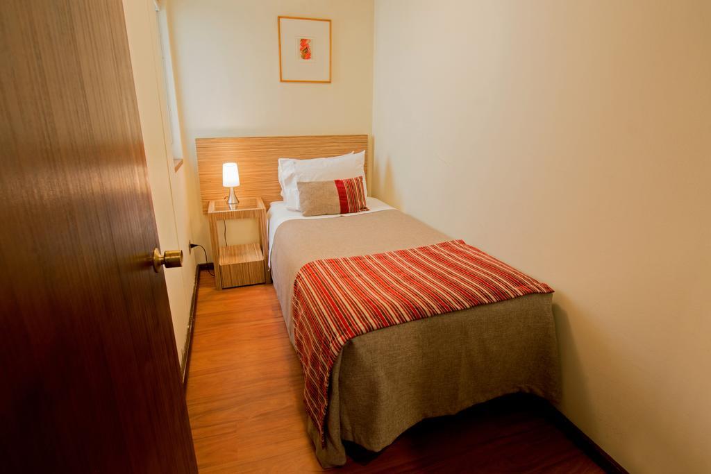 Rq Bosque Tobalaba Hotel Santiago Kültér fotó