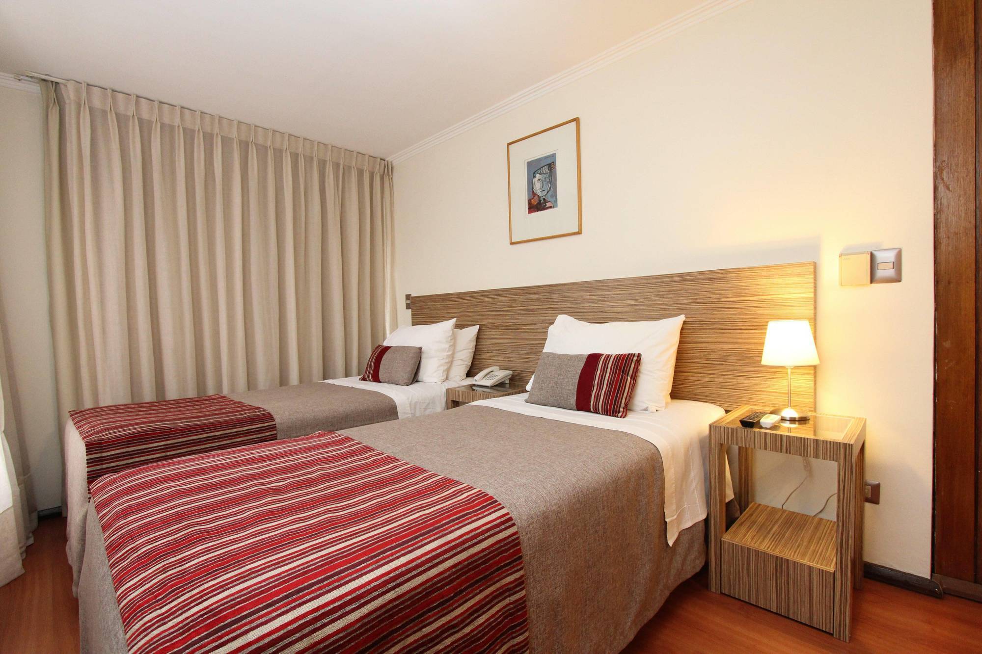 Rq Bosque Tobalaba Hotel Santiago Kültér fotó